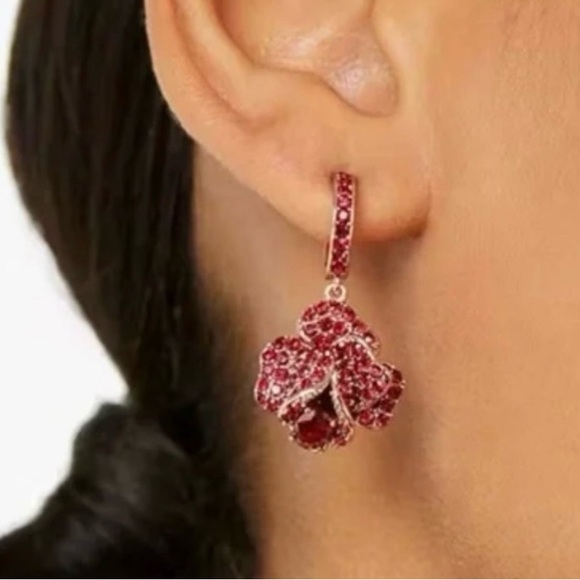 Kate Spade Scarlet Blooms Rose Huggies NWOT - Picture 2 of 14